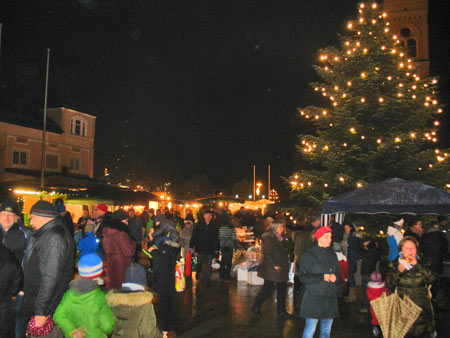 Abendstimmung Weihnachtsmarkt Schloßberg